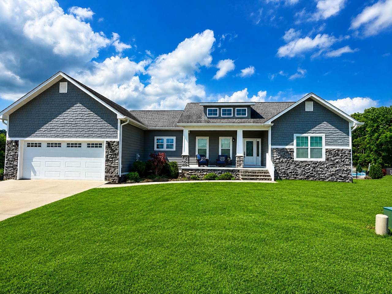 131 Brenray Dr - Photo 1
