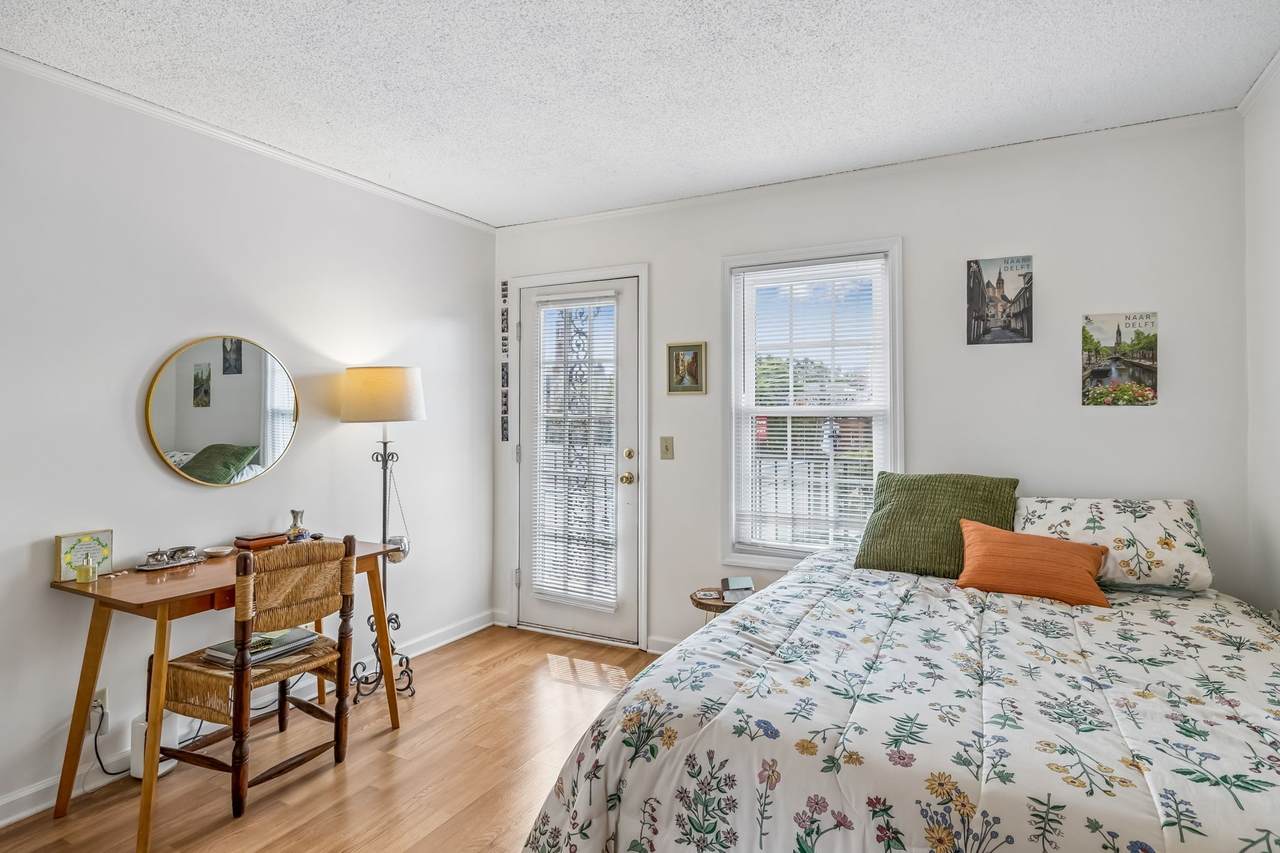 2325 Elliston Pl - Photo 1