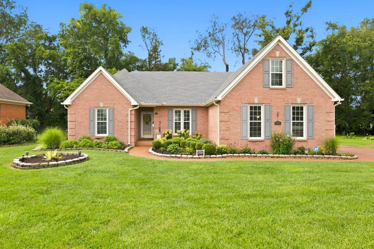 206 Savannah Rdg - Photo 1