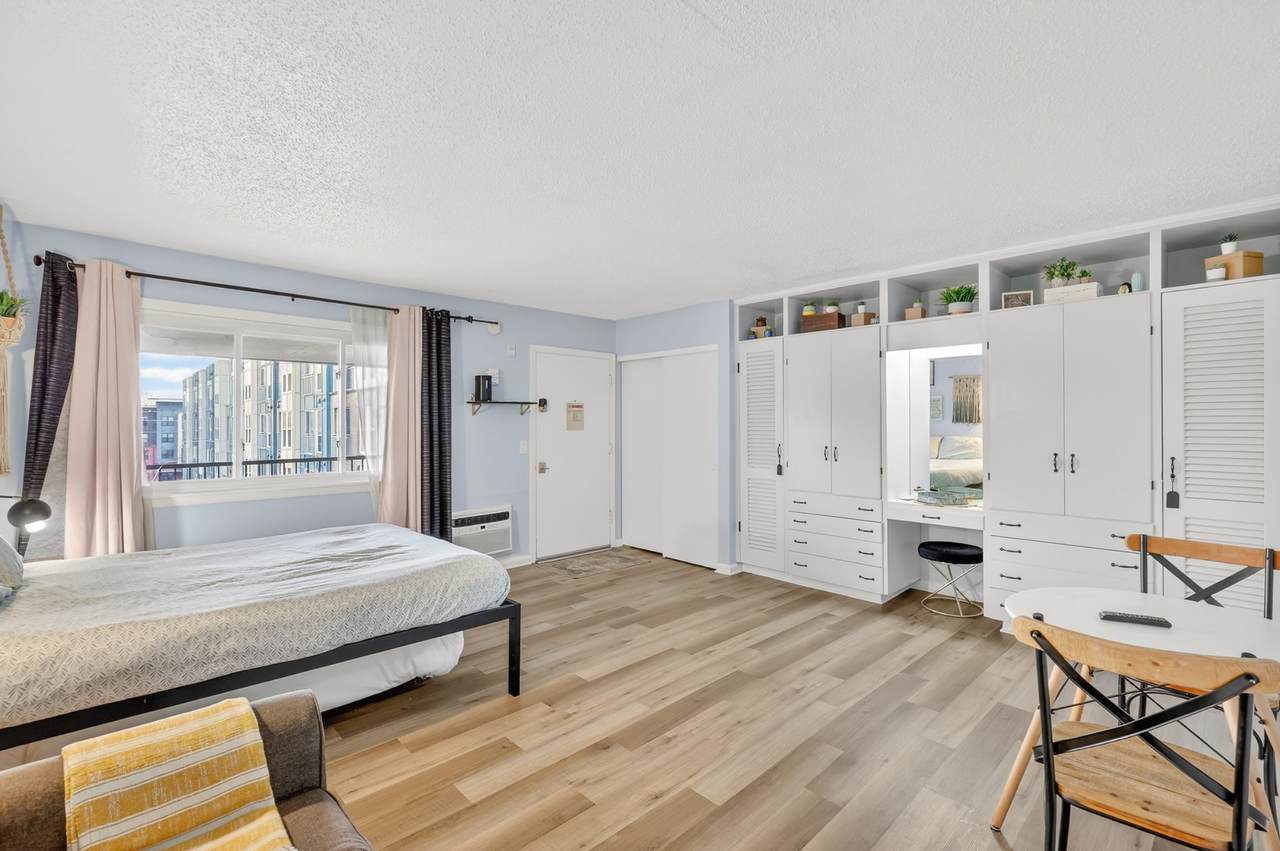 803 Hillview Hts - Photo 1