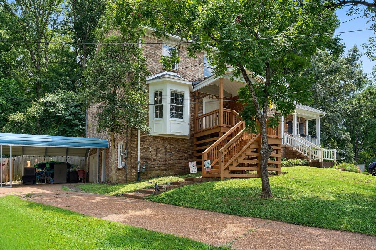 1026 Hammack Ct - Photo 1