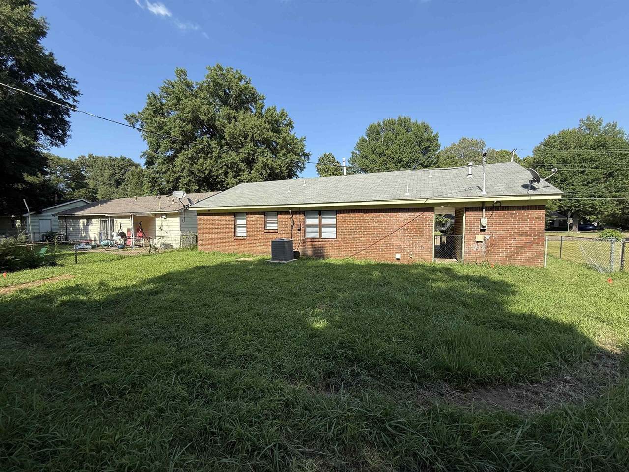 https://bt-photos.global.ssl.fastly.net/nashville/1280_boomver_1_RTC3500772-1.jpg