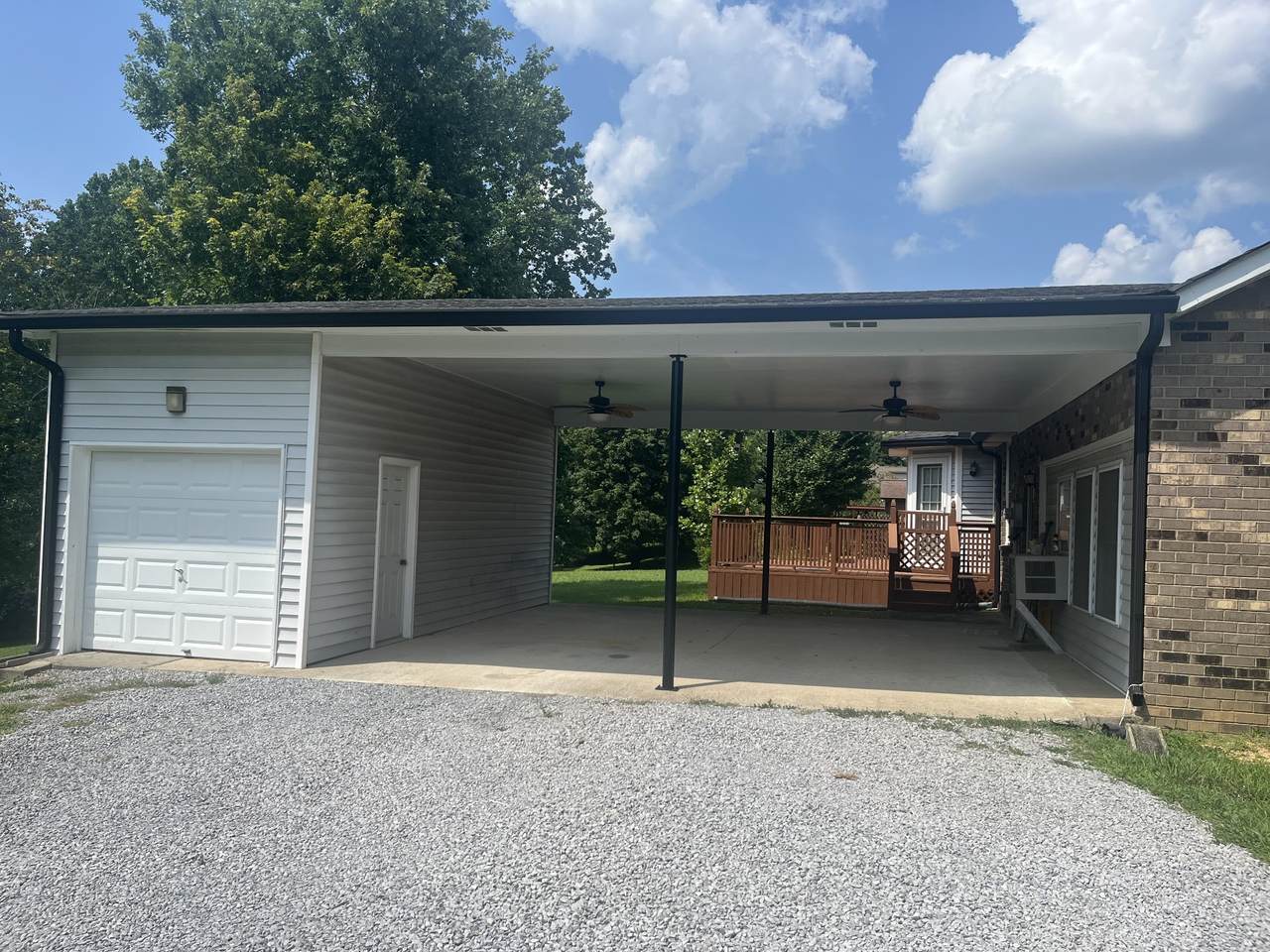 https://bt-photos.global.ssl.fastly.net/nashville/1280_boomver_1_RTC3500777-1.jpg