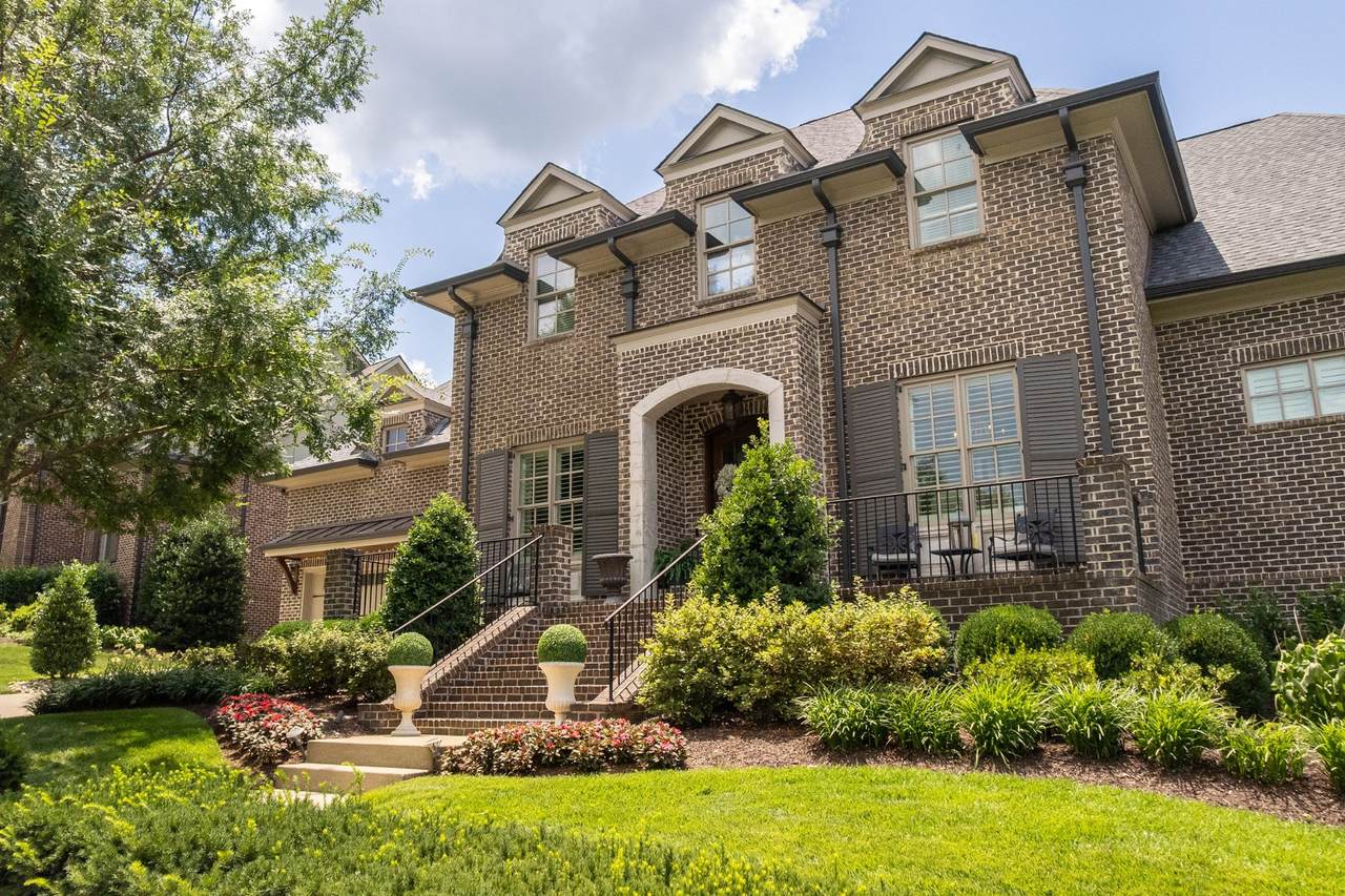 1547 Championship Blvd - Photo 1