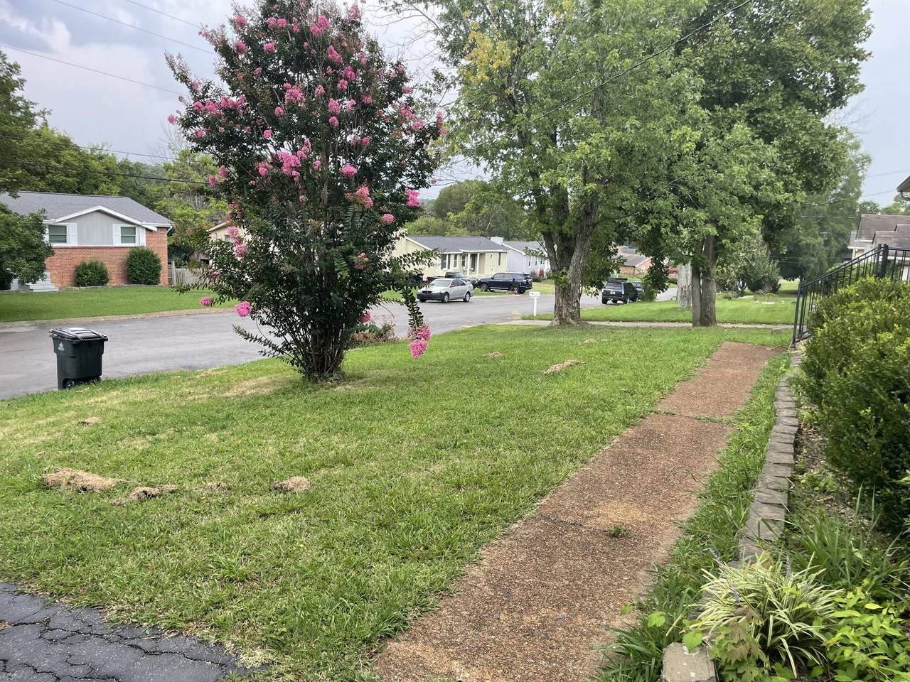 https://bt-photos.global.ssl.fastly.net/nashville/1280_boomver_1_RTC3500942-1.jpg