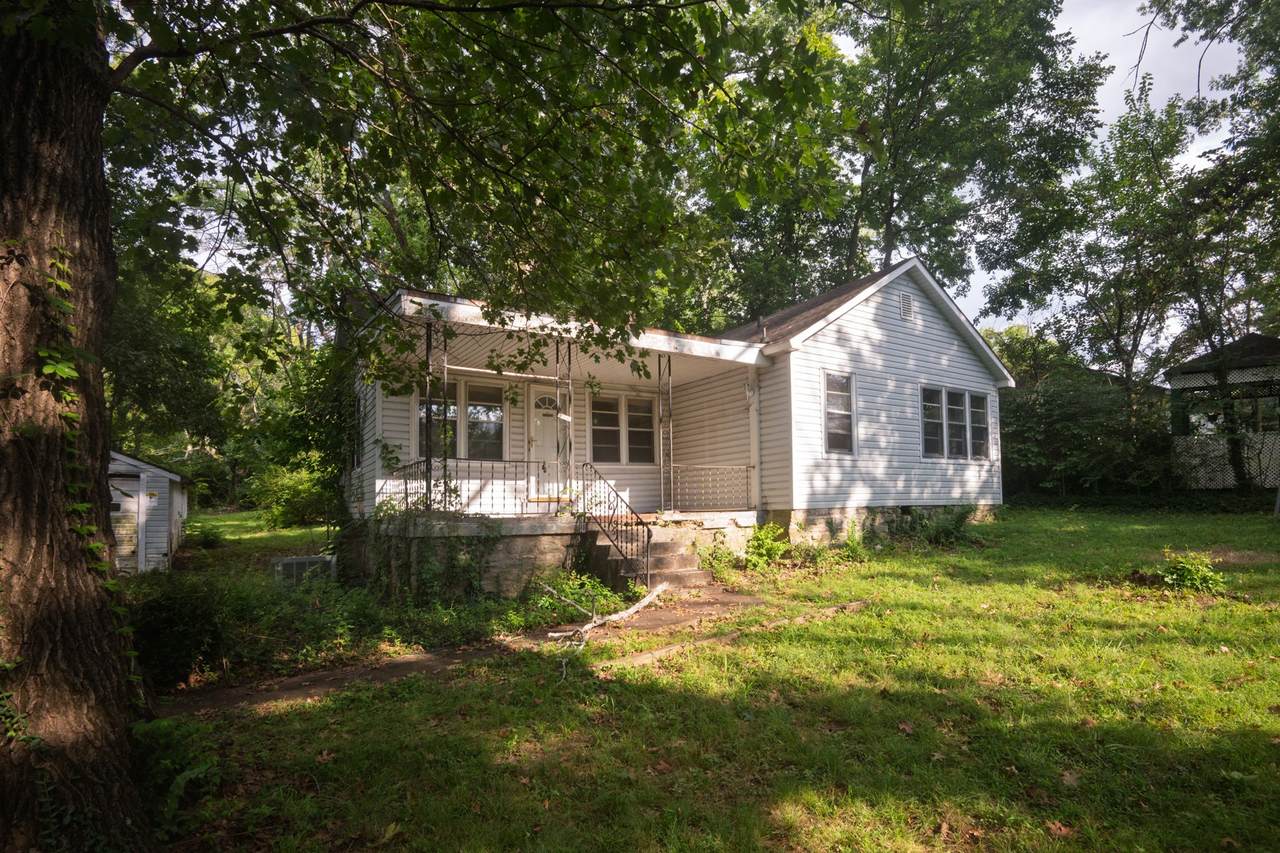 143 Hillcrest Dr - Photo 1