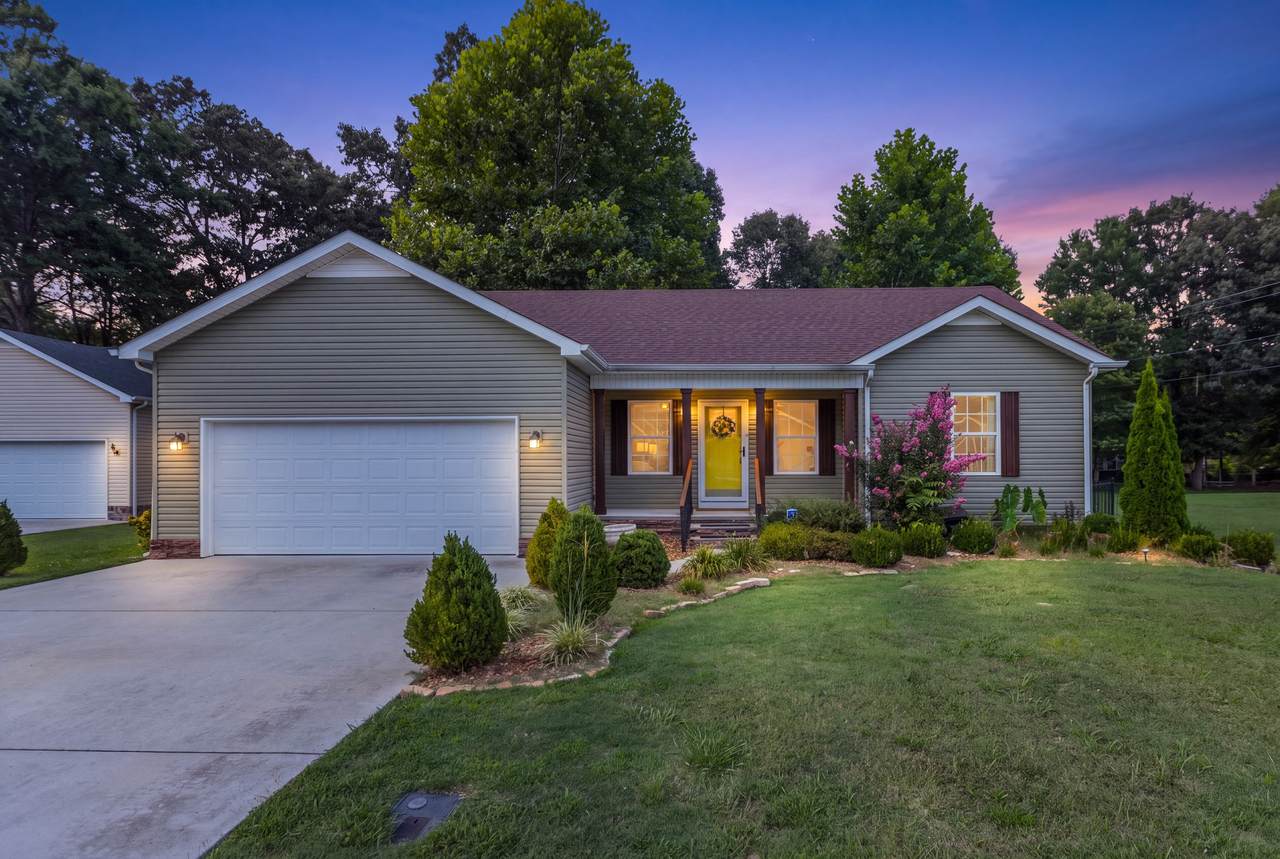 110 Collinwood Dr - Photo 1