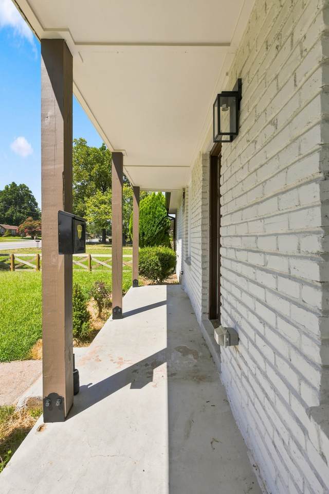 https://bt-photos.global.ssl.fastly.net/nashville/1280_boomver_1_RTC3501021-1.jpg