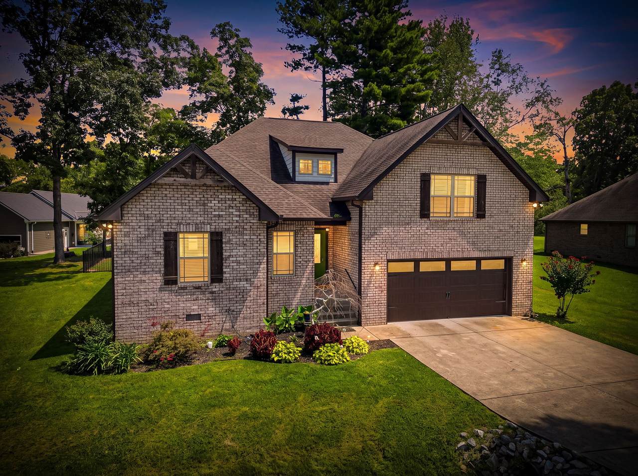 https://bt-photos.global.ssl.fastly.net/nashville/1280_boomver_1_RTC3501144-1.jpg