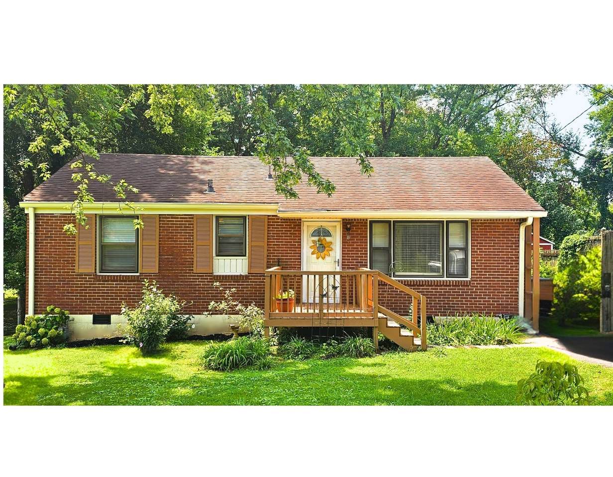 2925 Lakeland Dr - Photo 1