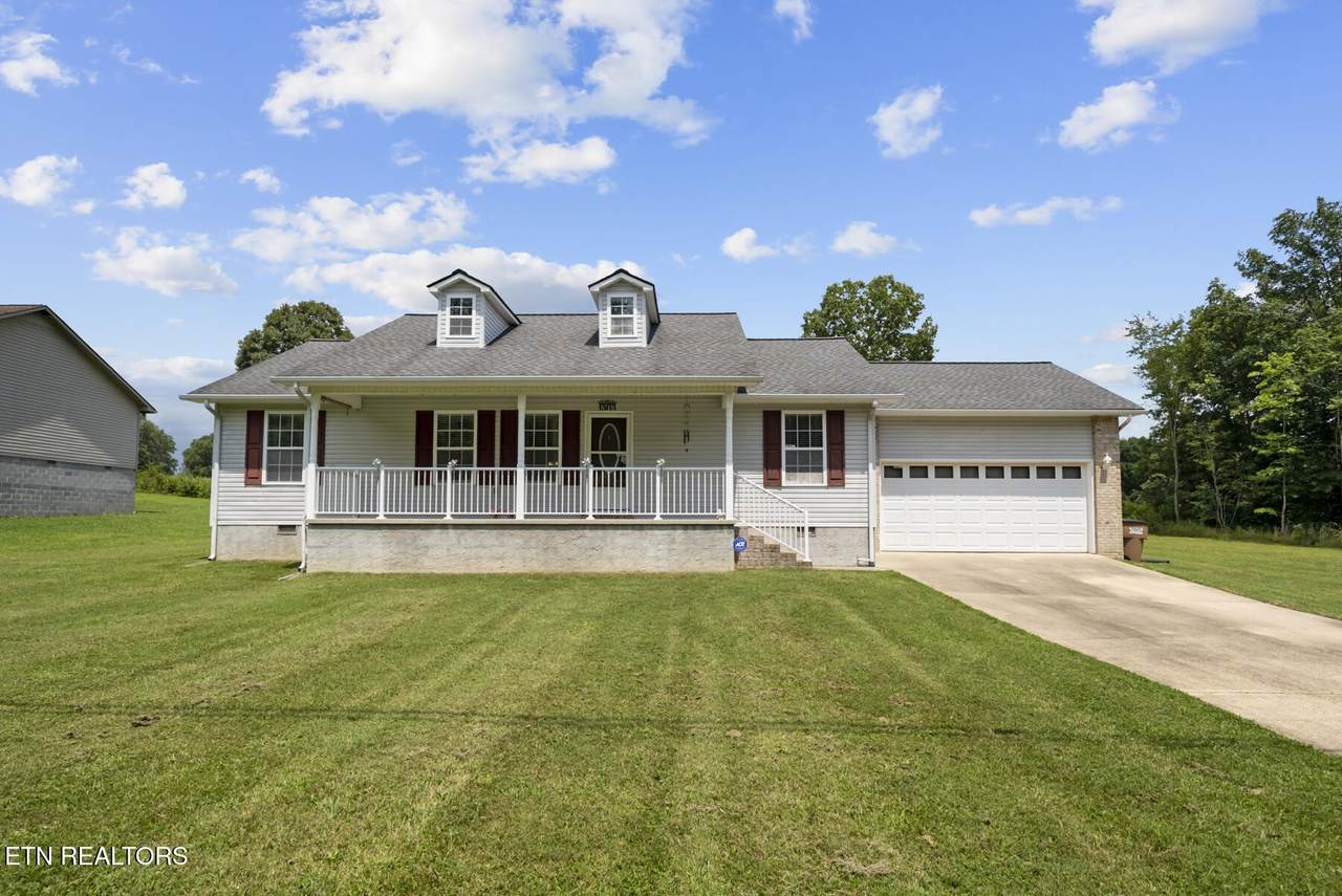 1303 War Eagle Drive - Photo 1