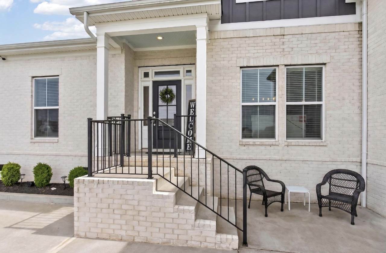 https://bt-photos.global.ssl.fastly.net/nashville/1280_boomver_1_RTC3501409-1.jpg