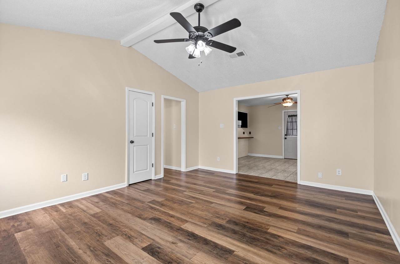 https://bt-photos.global.ssl.fastly.net/nashville/1280_boomver_2_RTC3501480-1.jpg