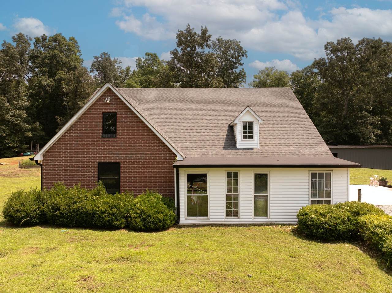 443 Paradise Ln - Photo 1