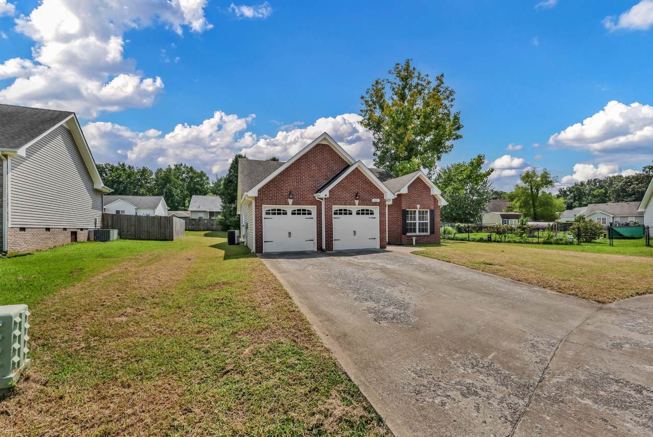https://bt-photos.global.ssl.fastly.net/nashville/1280_boomver_1_RTC3502028-1.jpg