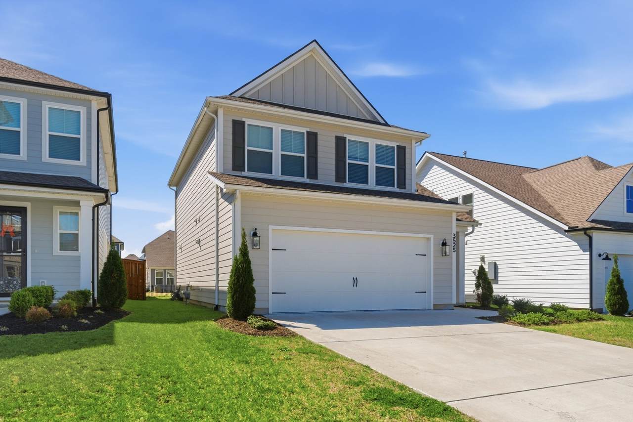 3525 Madrid Way - Photo 1