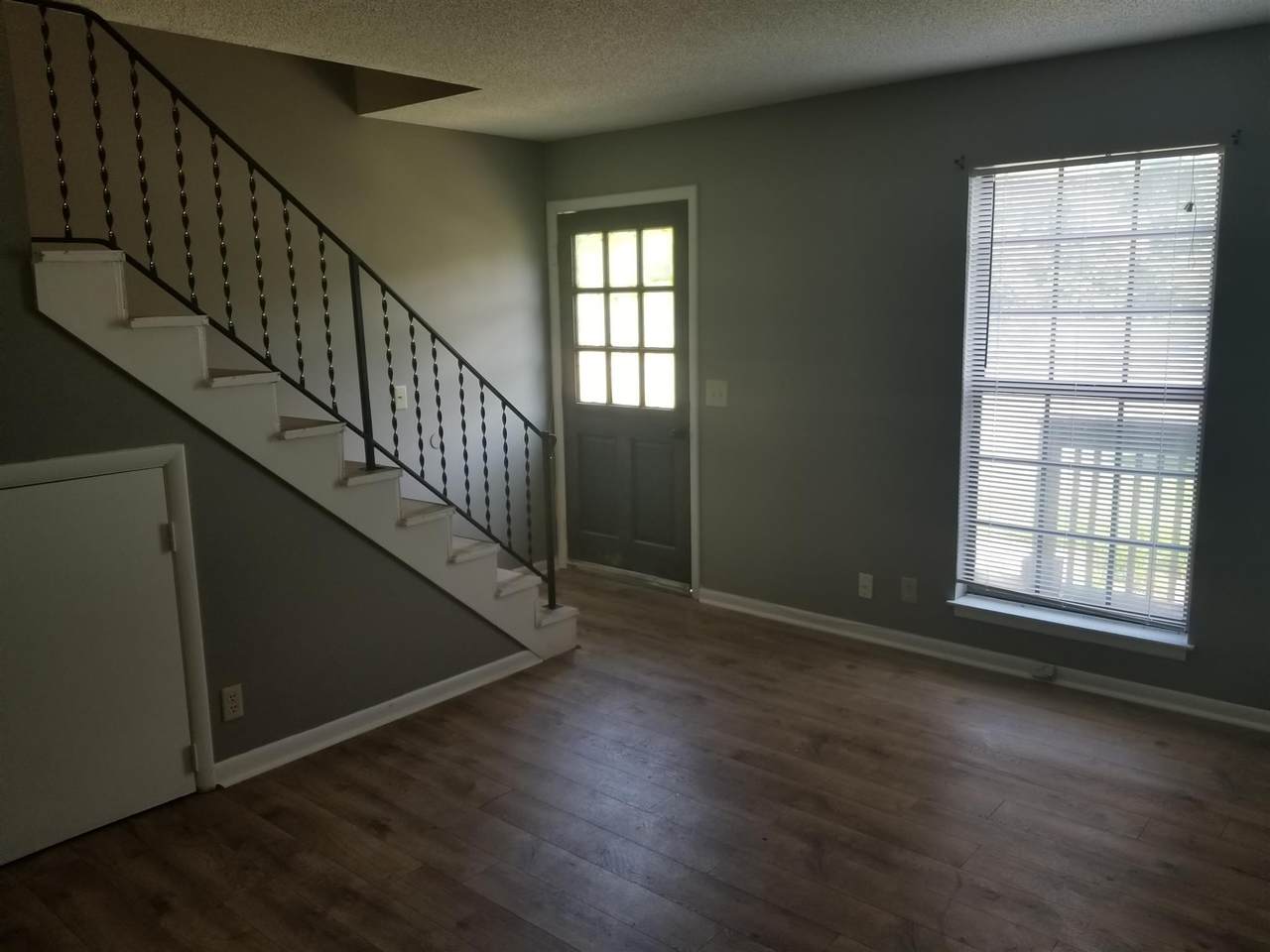 https://bt-photos.global.ssl.fastly.net/nashville/1280_boomver_1_RTC3502096-1.jpg