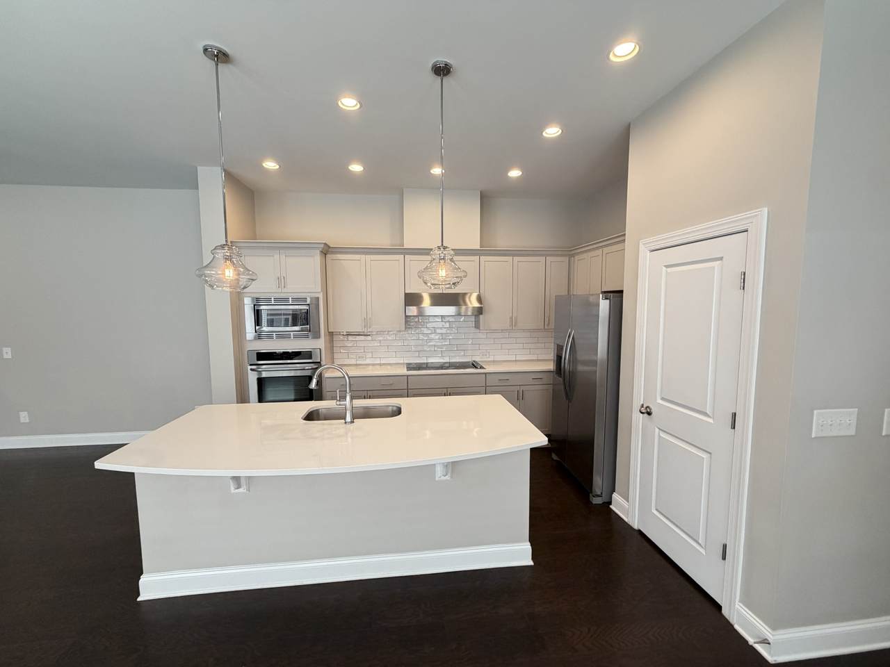 https://bt-photos.global.ssl.fastly.net/nashville/1280_boomver_1_RTC3505872-1.jpg