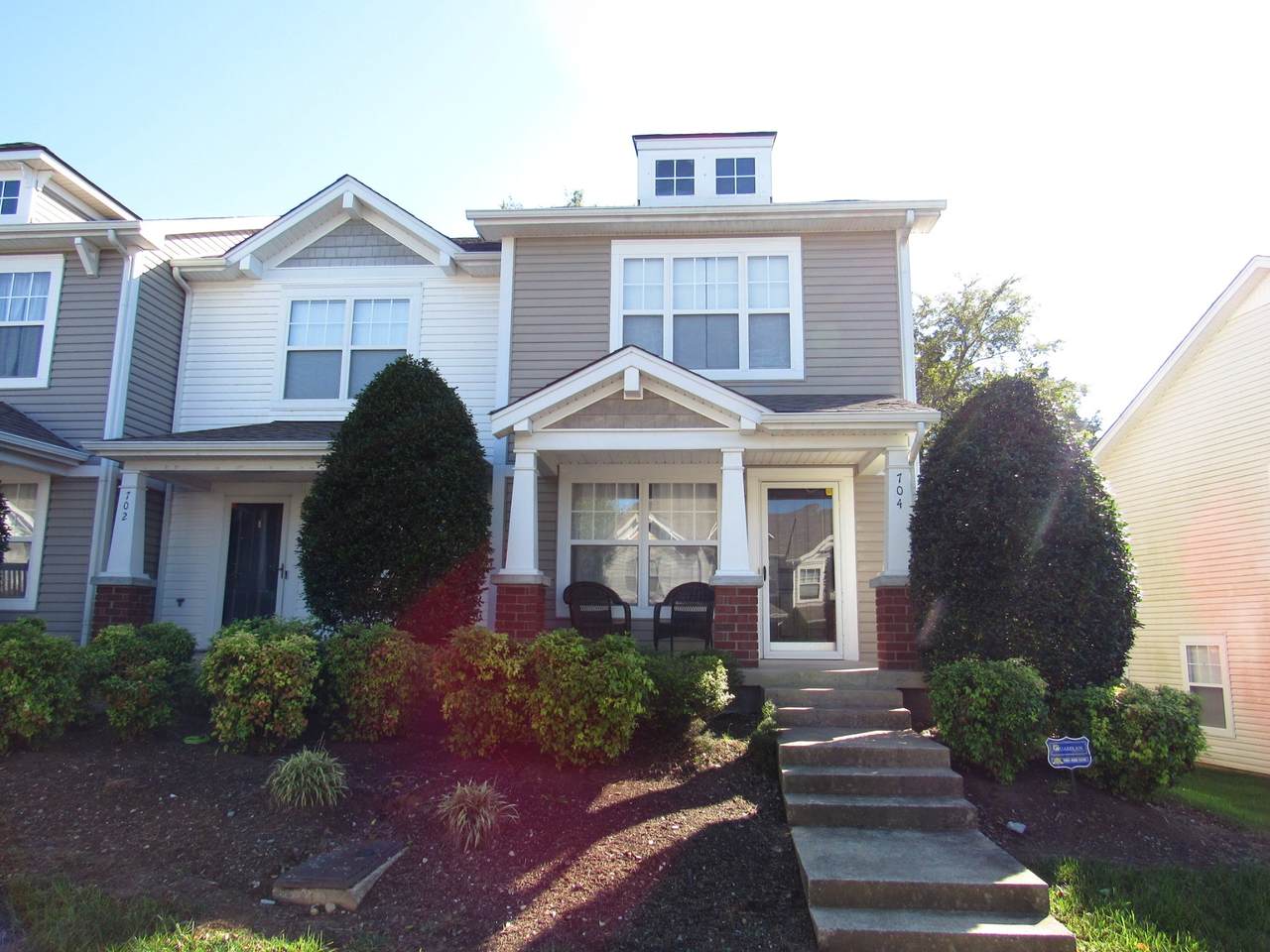 704 Flintlock Ct - Photo 1