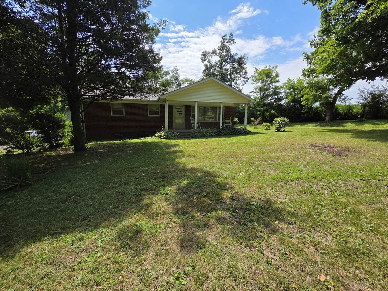 https://bt-photos.global.ssl.fastly.net/nashville/1280_boomver_1_RTC3505987-1.jpg