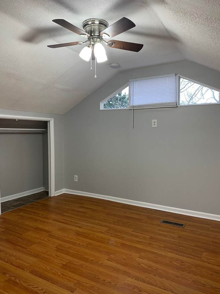 https://bt-photos.global.ssl.fastly.net/nashville/1280_boomver_1_RTC3505990-1.jpg