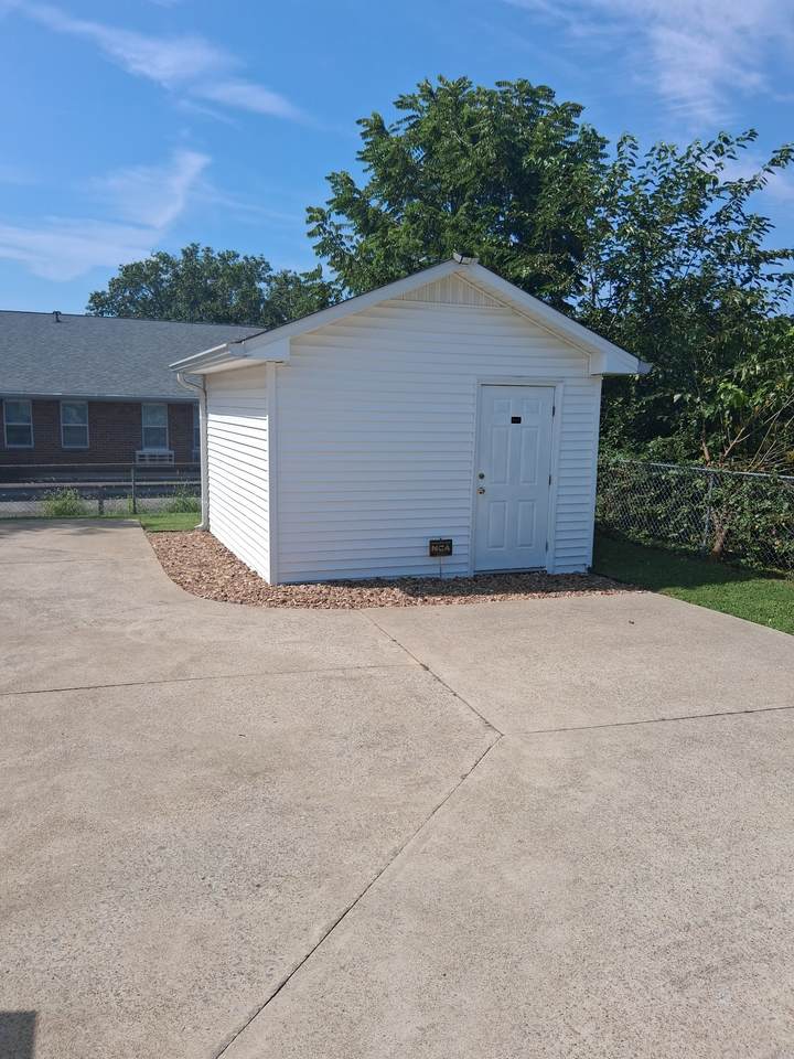https://bt-photos.global.ssl.fastly.net/nashville/1280_boomver_1_RTC3506010-1.jpg