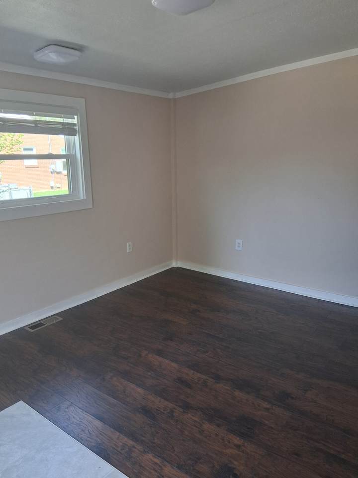 https://bt-photos.global.ssl.fastly.net/nashville/1280_boomver_1_RTC3506010-1.jpg