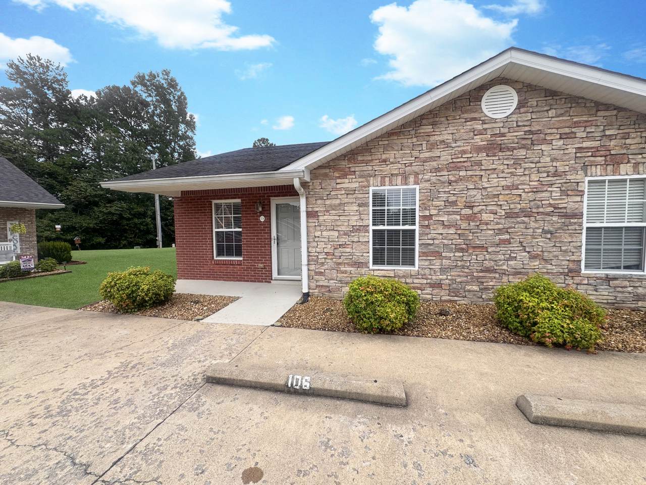 https://bt-photos.global.ssl.fastly.net/nashville/1280_boomver_1_RTC3506025-1.jpg