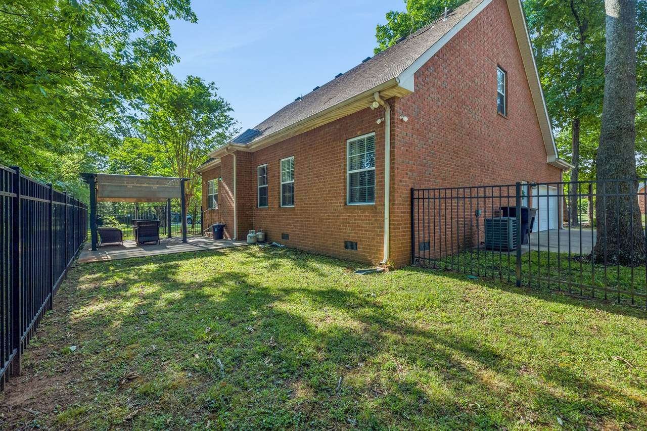 https://bt-photos.global.ssl.fastly.net/nashville/1280_boomver_1_RTC3506052-1.jpg