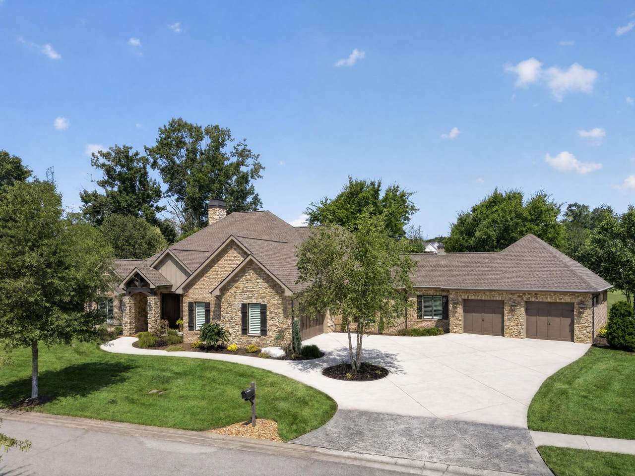 https://bt-photos.global.ssl.fastly.net/nashville/1280_boomver_1_RTC3506122-1.jpg
