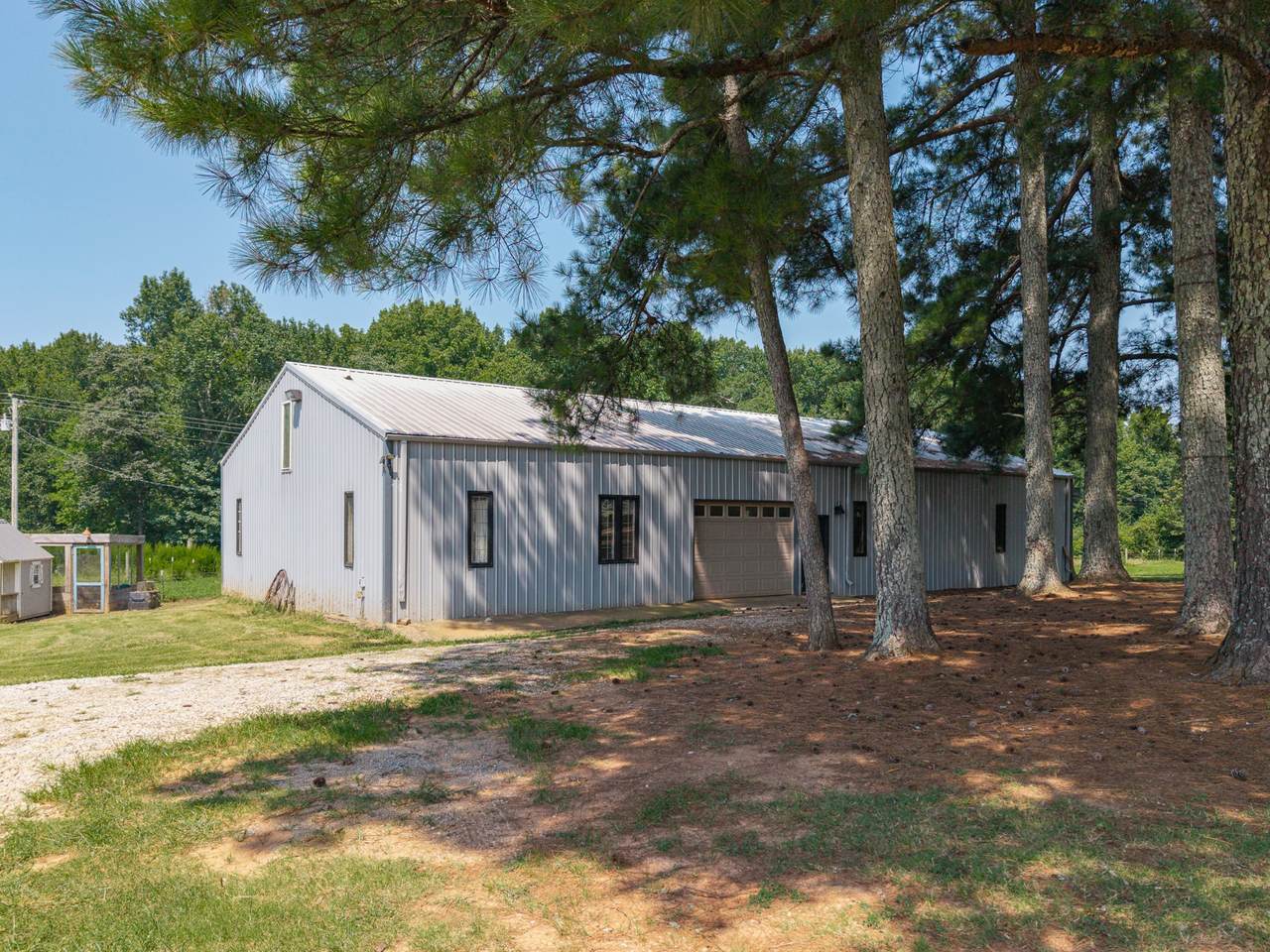 https://bt-photos.global.ssl.fastly.net/nashville/1280_boomver_2_RTC3506130-1.jpg