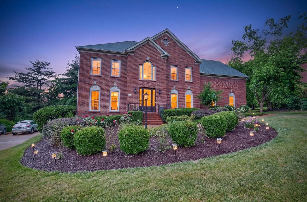 304 Lakemont Cir - Photo 1