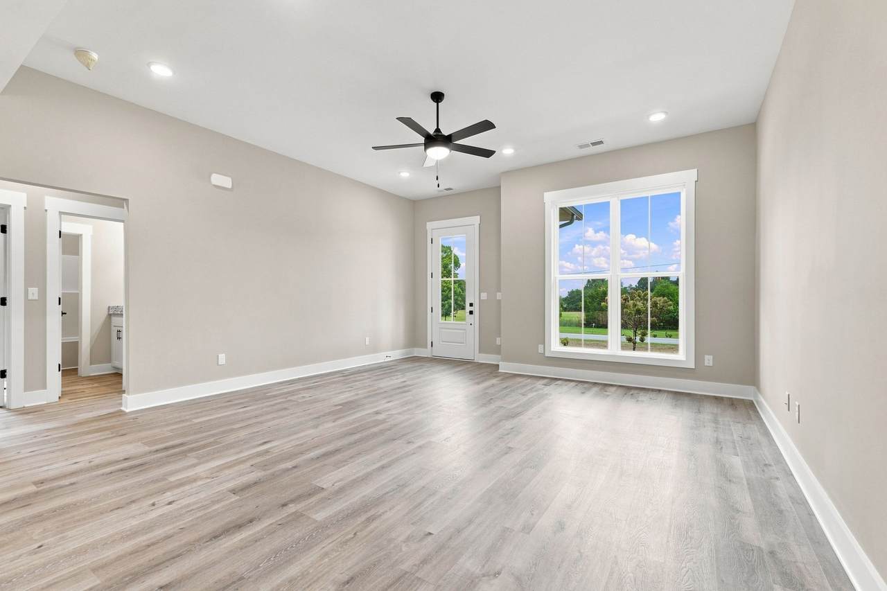 https://bt-photos.global.ssl.fastly.net/nashville/1280_boomver_1_RTC3506183-1.jpg