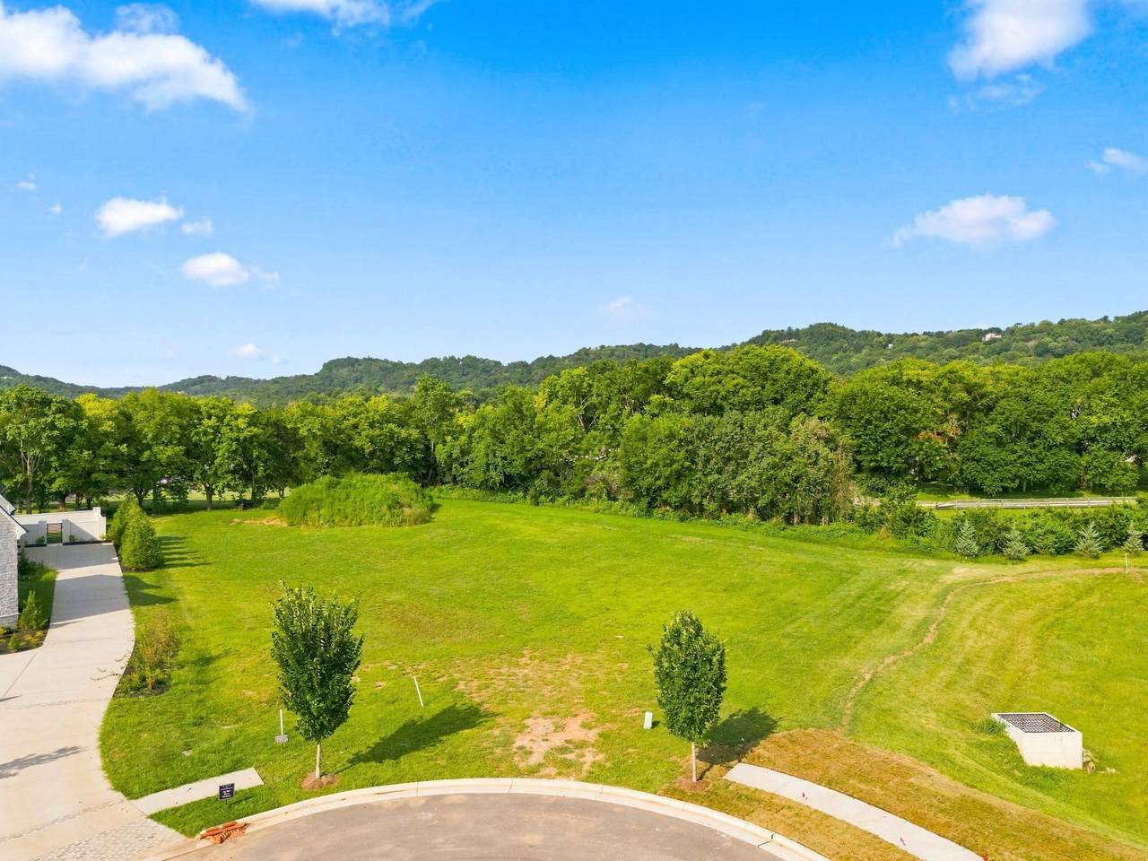 1107 Mccall Pvt Ct - Photo 1