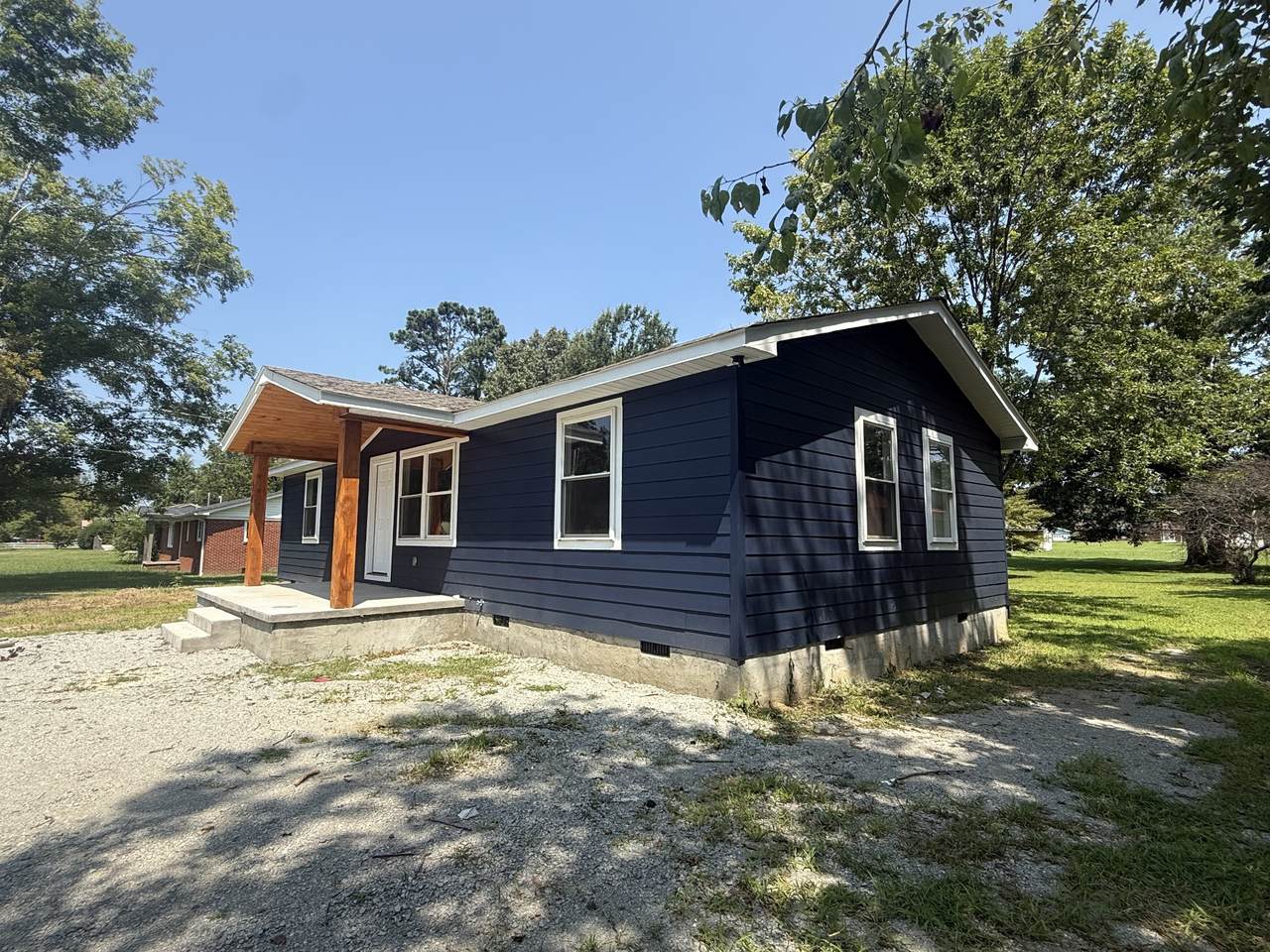 501 Smith Ave - Photo 1