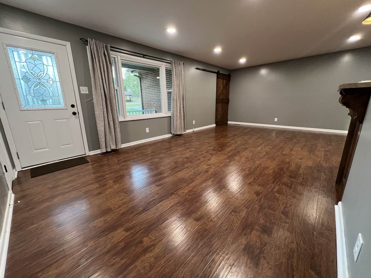 https://bt-photos.global.ssl.fastly.net/nashville/1280_boomver_1_RTC3510219-1.jpg