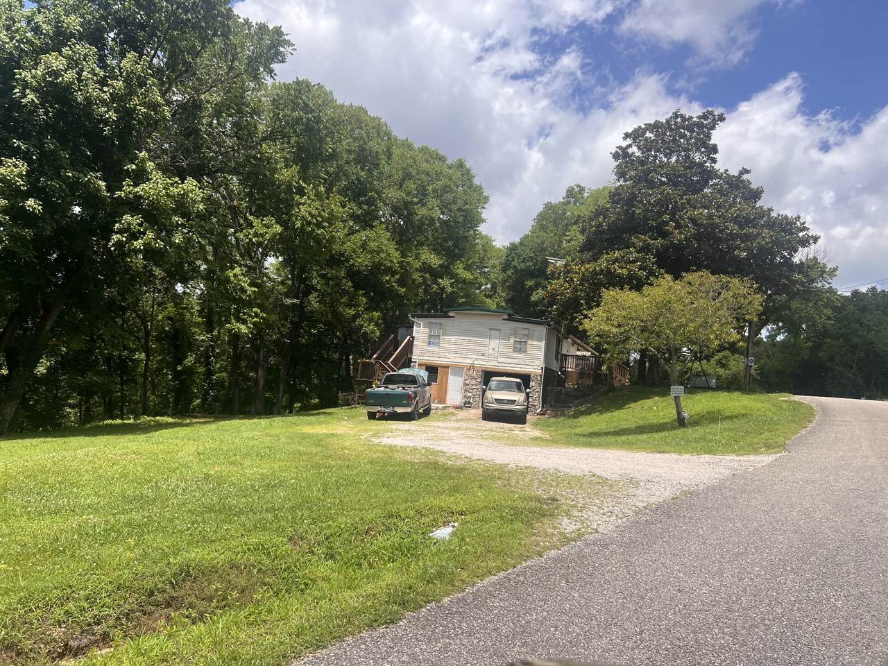 https://bt-photos.global.ssl.fastly.net/nashville/1280_boomver_1_RTC3510256-1.jpg
