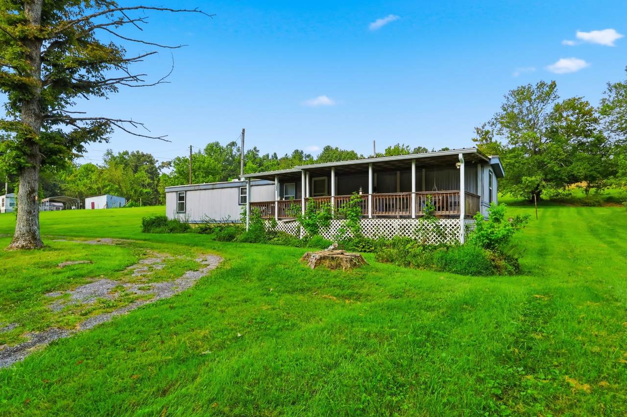 1230 Brandy Hollow Rd - Photo 1