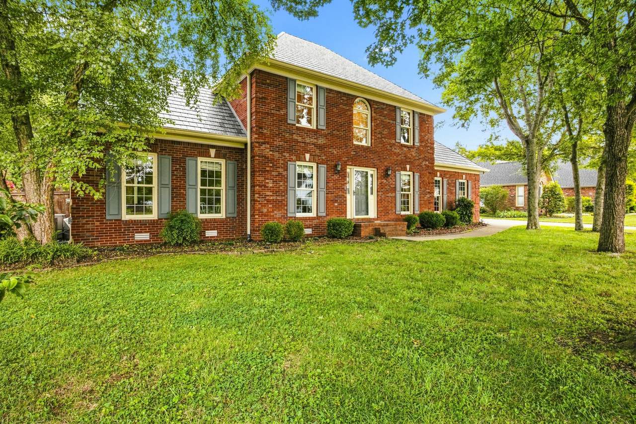 830 Banner Dr - Photo 1