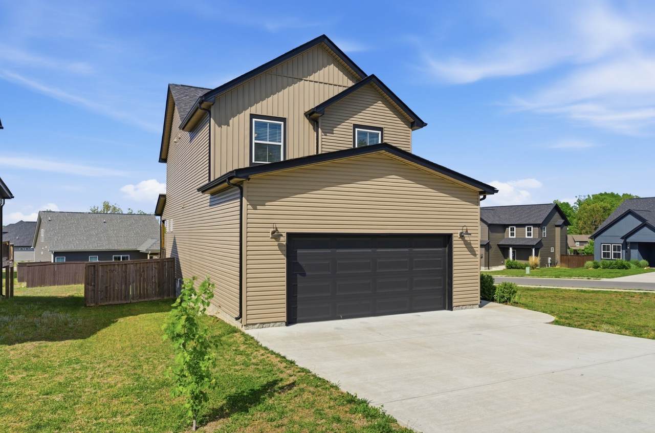 801 Marksman Ct - Photo 1