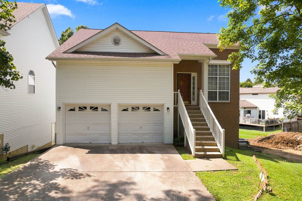 1204 Springwood Dr - Photo 1