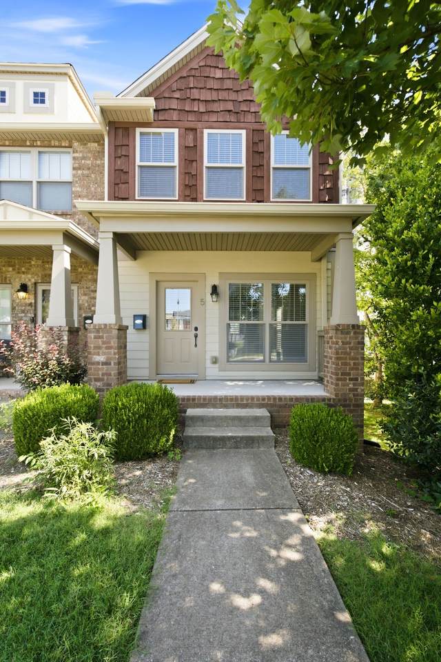 https://bt-photos.global.ssl.fastly.net/nashville/1280_boomver_1_RTC3511091-1.jpg