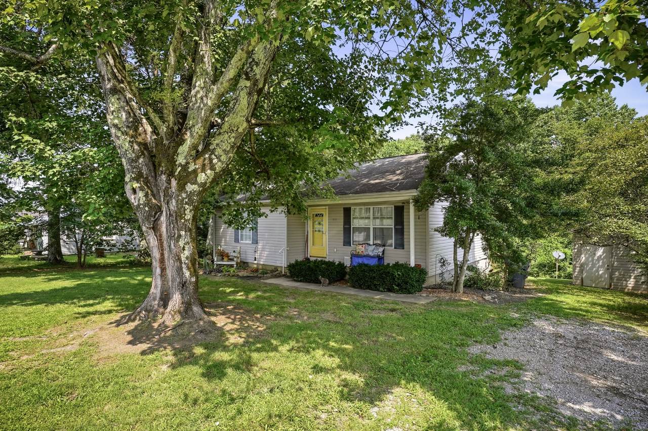 900 Clay Ave - Photo 1