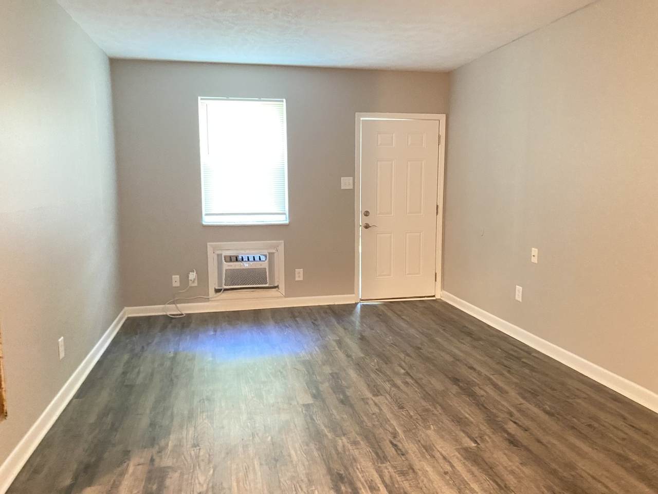 https://bt-photos.global.ssl.fastly.net/nashville/1280_boomver_1_RTC3511260-1.jpg