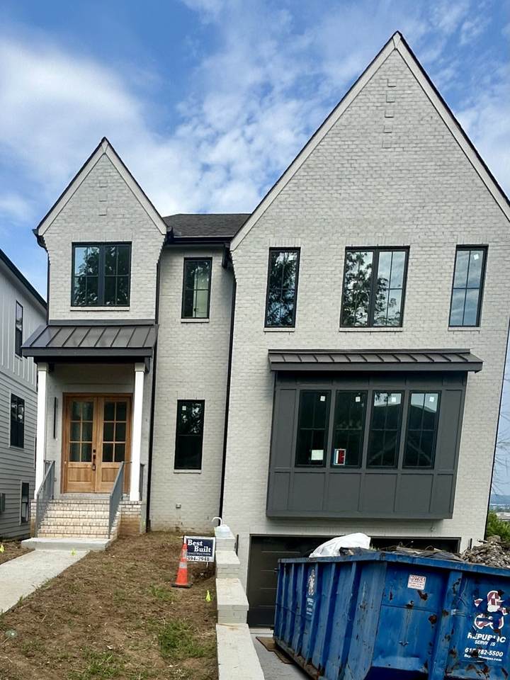 343 Chamberlin St - Photo 1