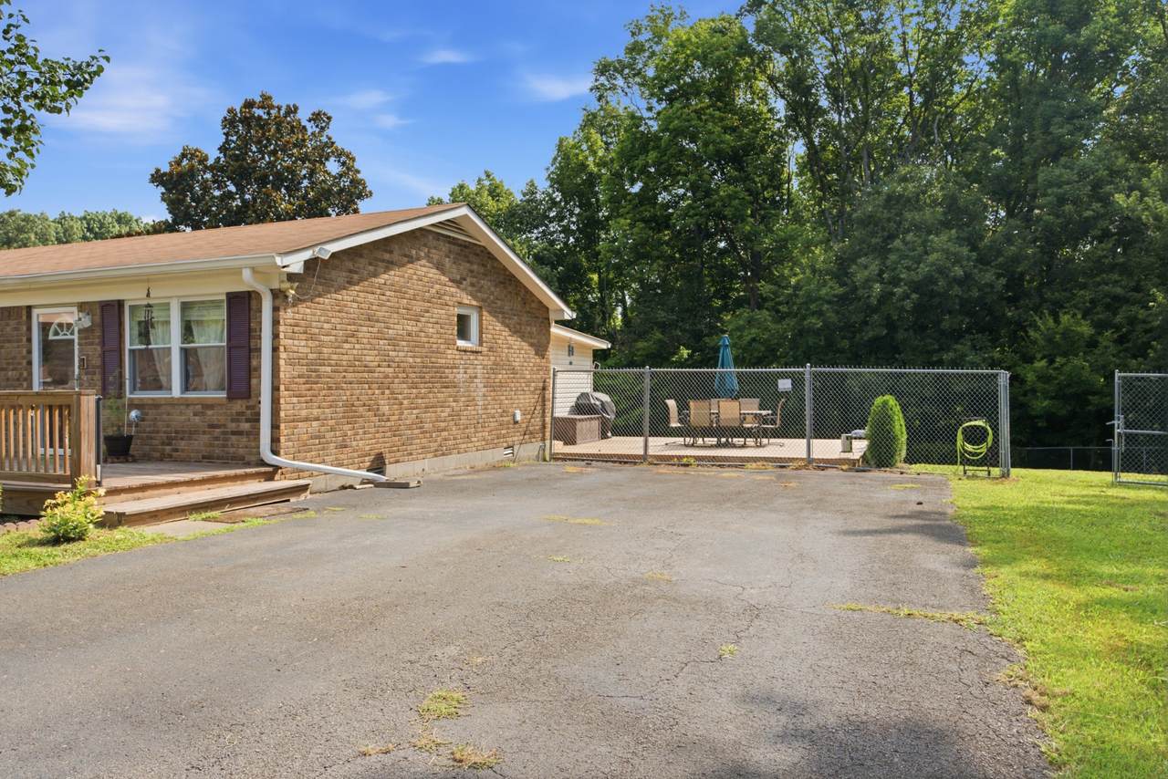 https://bt-photos.global.ssl.fastly.net/nashville/1280_boomver_1_RTC3512688-1.jpg