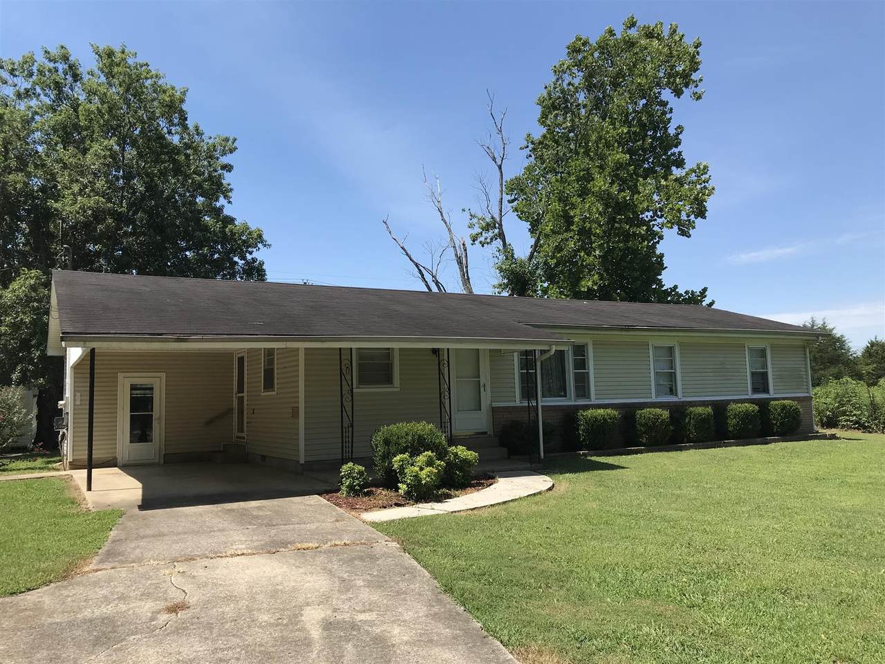 8518 Old Woodbury Pike - Photo 1