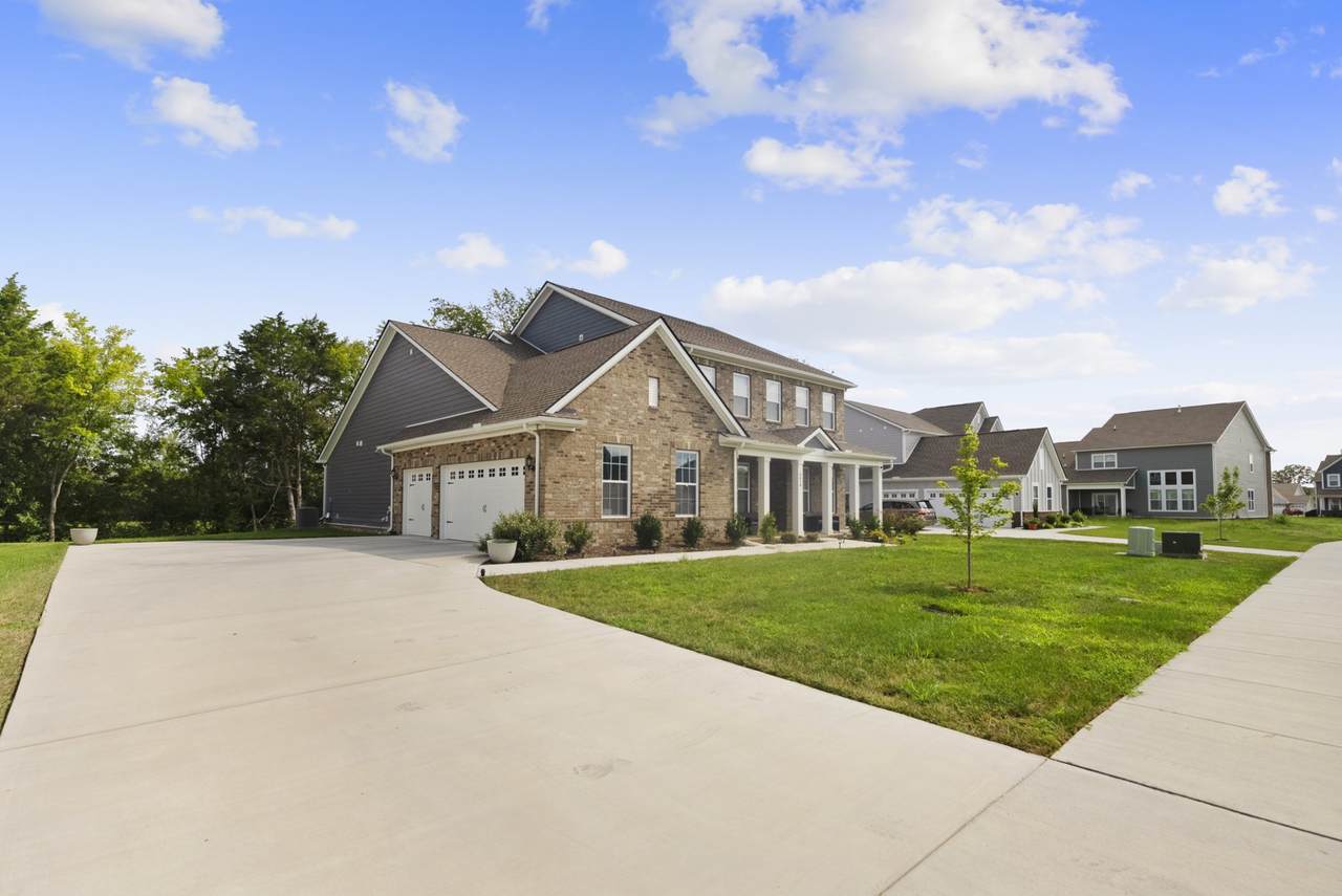 https://bt-photos.global.ssl.fastly.net/nashville/1280_boomver_1_RTC3513274-1.jpg