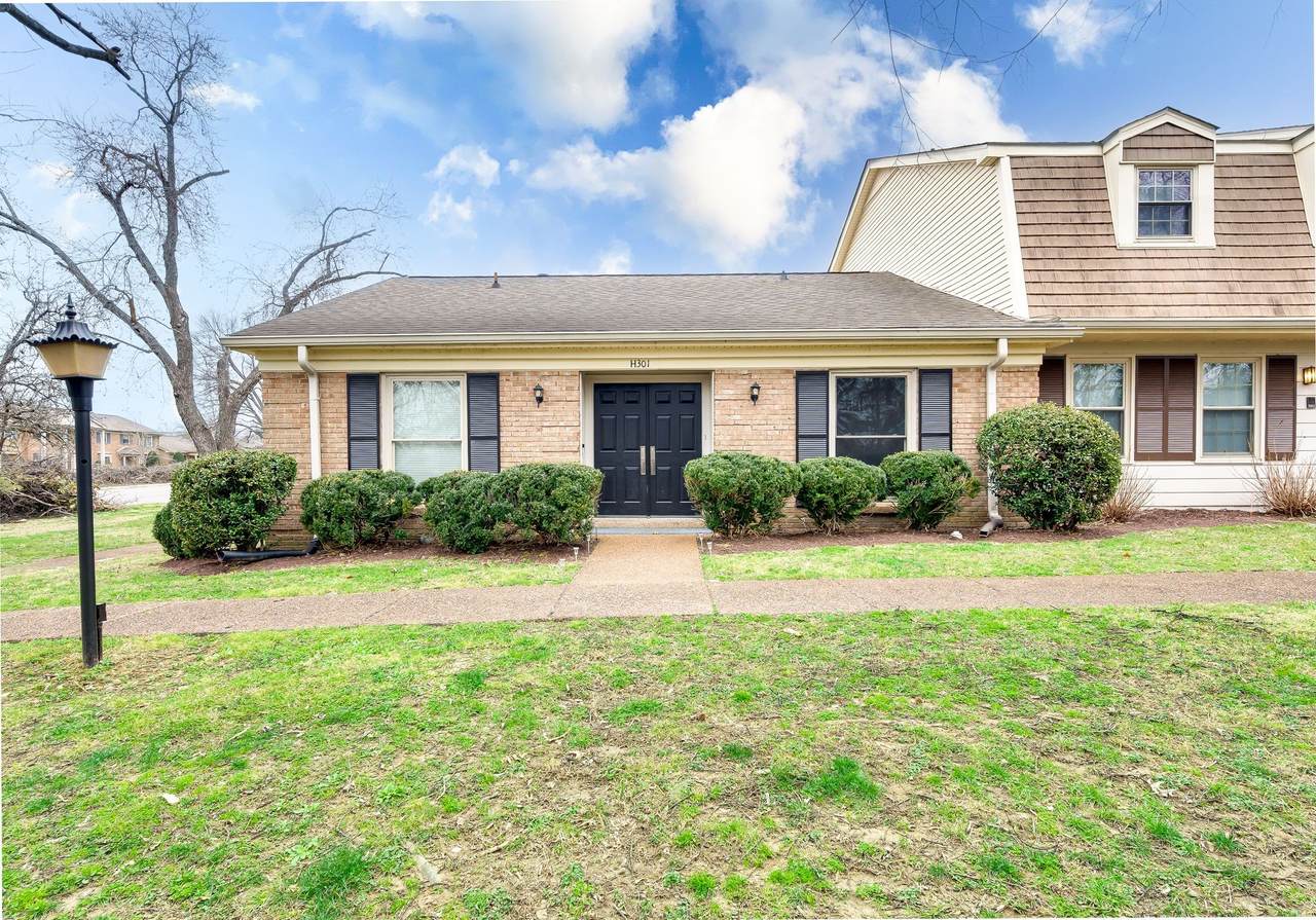 8300 Sawyer Brown Rd - Photo 1