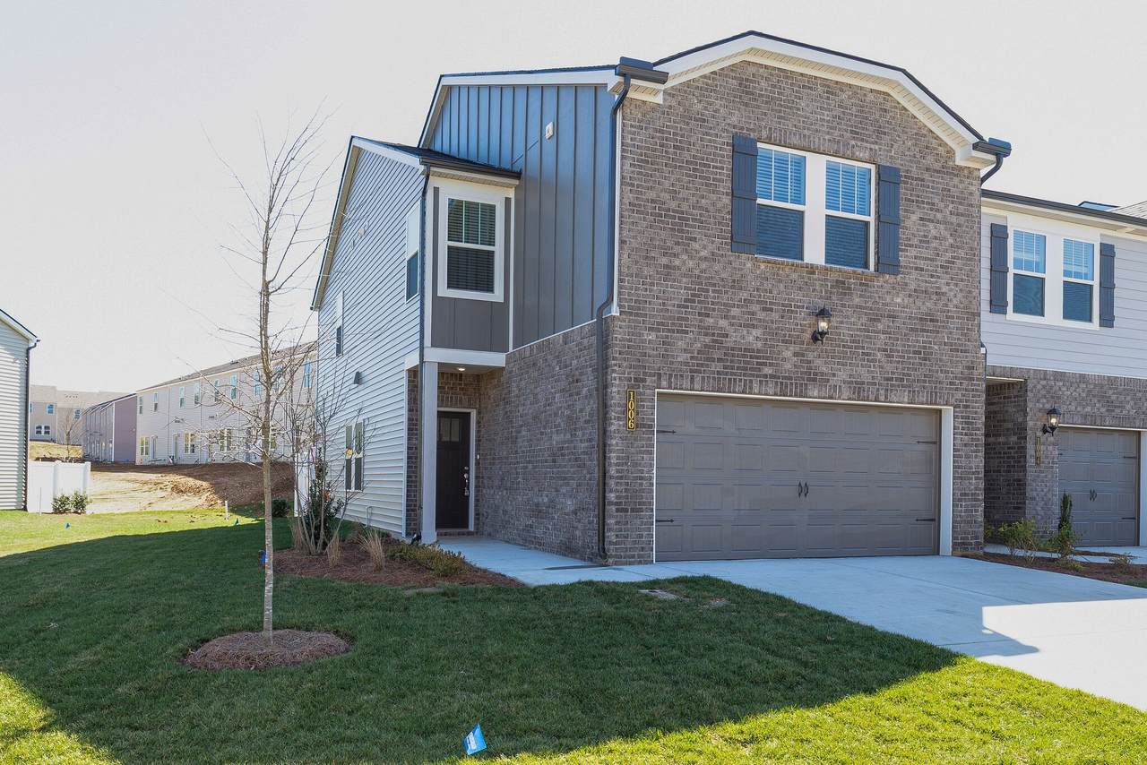1006 Mckee Ct - Photo 1